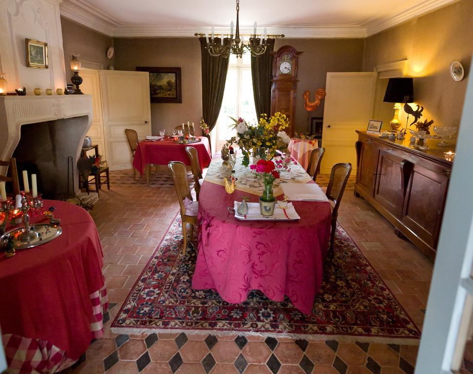 Chateau De L'Abbaye - Teritoria Moreilles Kültér fotó